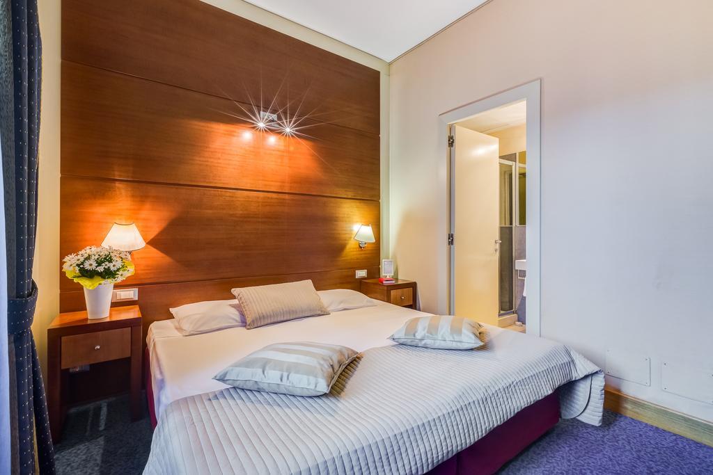 Rovati Bed & Breakfast Rome