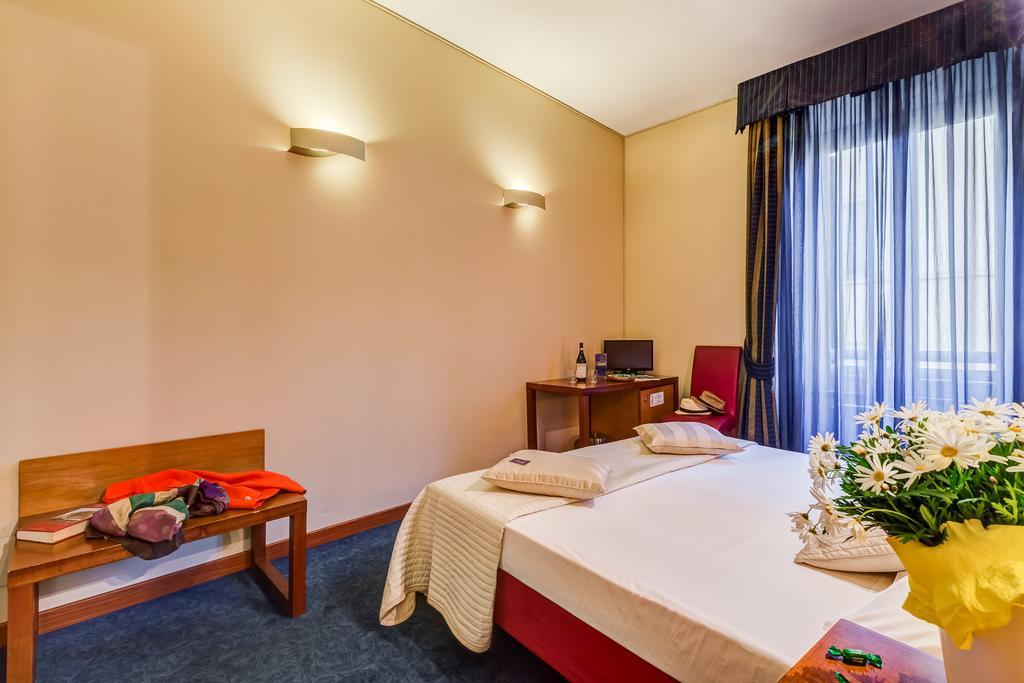 Rovati 3* Rome